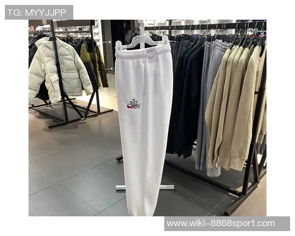 提升运动表现的耐克足球训练裤助你轻松应对各类场地挑战